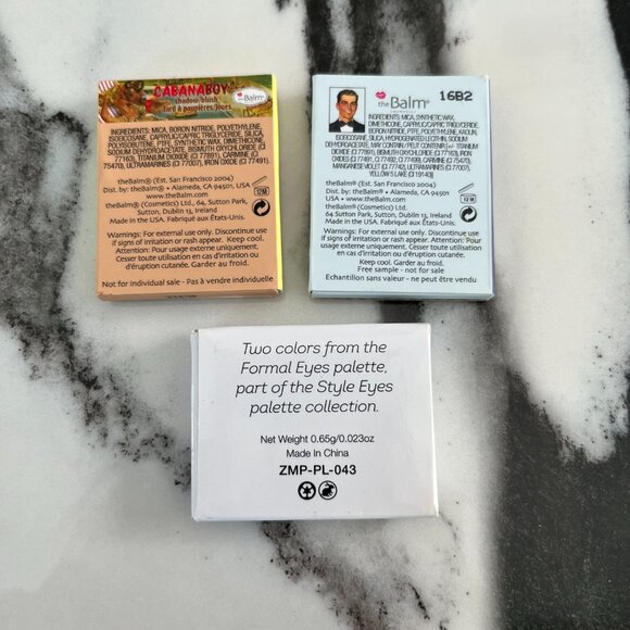 Unique Mini Eyeshadow/Blush Books - Travel Size - Never Been Used - Picture 2 of 7